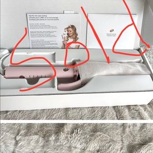 NWT T3 TWIRL CERAMIC 32mm curling iron